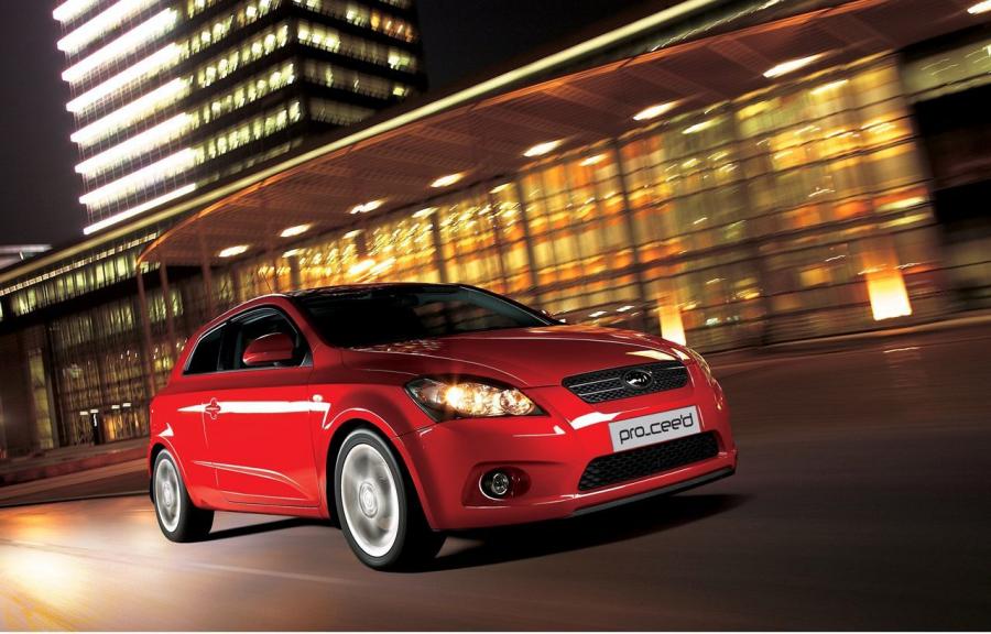  Kia pro_cee&rsquo;d 2007 года  (EU) (фото 2 из 6)